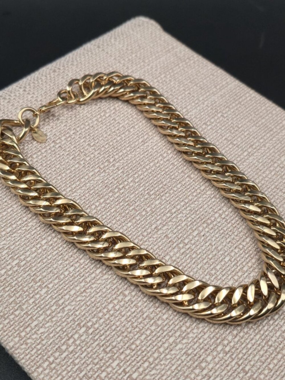 16 Inch Gold Over Stainless Steel Chunky Curb Chain Necklace B1129 - Picture 2 of 6